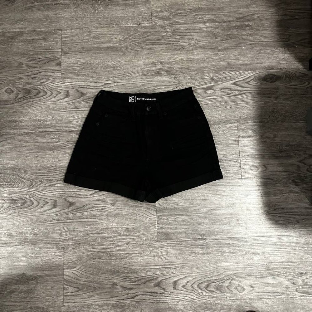 No Boundaries Size 7 Juniors Jean Shorts